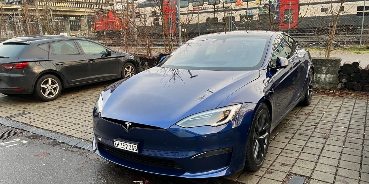 0BF8949B-A51F-427B-9089-1883E6376648